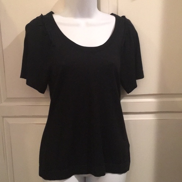 Banana Republic Sweaters - Banana Republic light weight sweater top